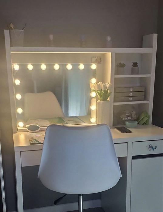 Nowe DUże lusterko do makijażu kosmetyczne podświetlane LED toaletka