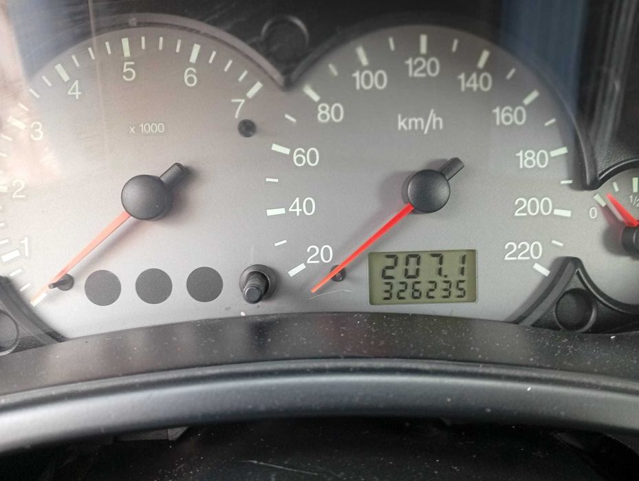 Ford Focus 1.4 Gasolina e GPL