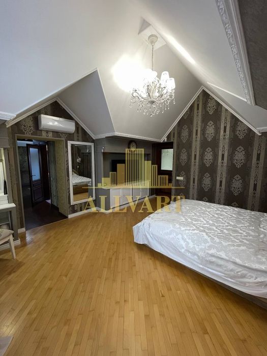 Продаж будинку на Оболоні, Оболонська набережна, метро Героїв Дніпра