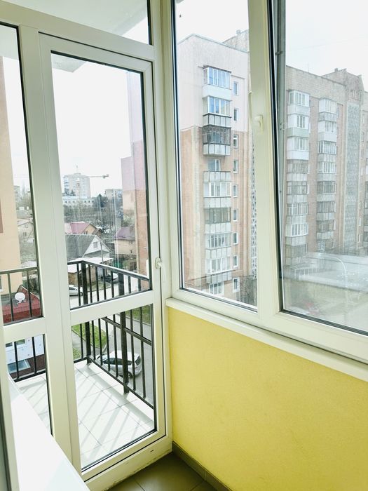 NAVIT 2-х кімн.люкс апартаменти з кавомашиною в центрі міста.Лебединка