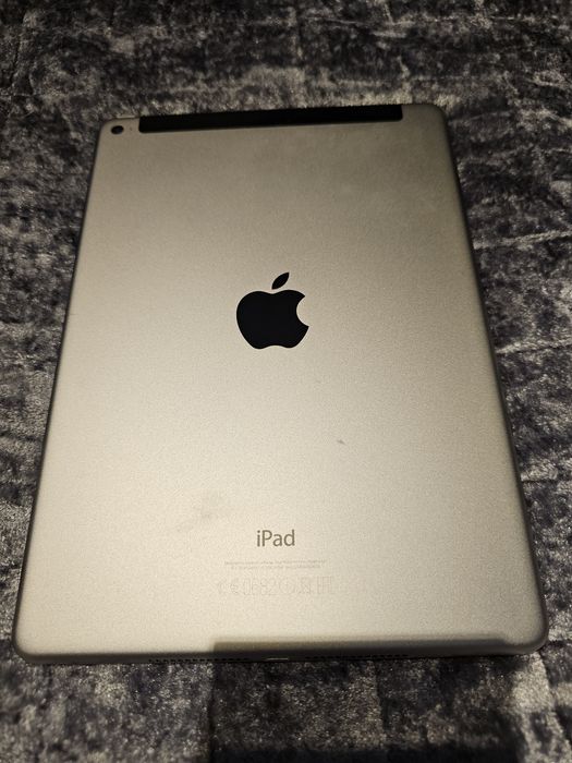 iPad 6th Generation WiFi + Cellular64738296599553122