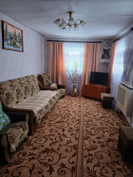 Продається будинок в селі