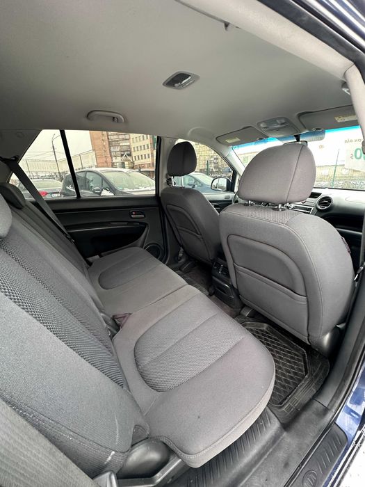 Продам Kia Carens 2006 рік можлива розстрочка,кредит,обмін!