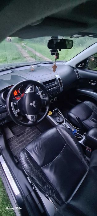 Аутлендер XL 3.0 газ