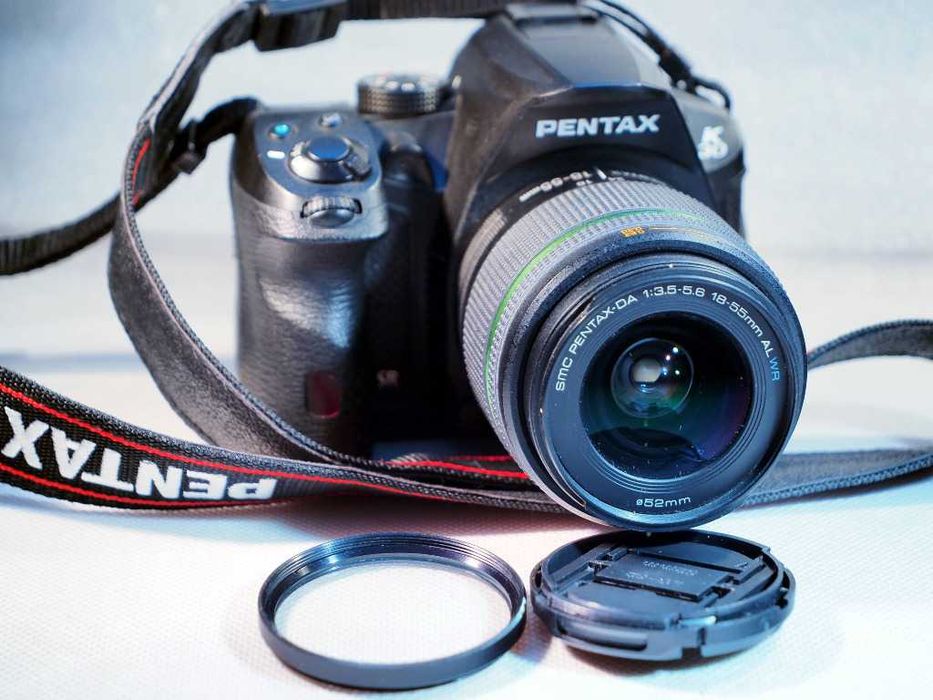 Pentax K-30 z kitowym obiektywem 18-55 mm
