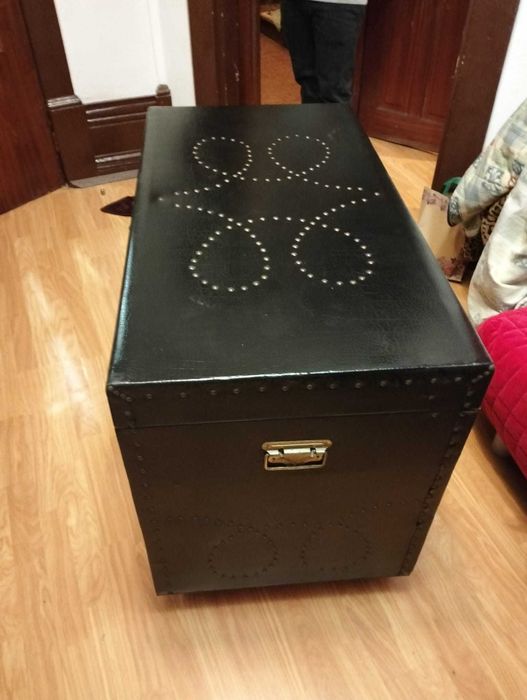 Arca / Bau Madeira com Pele Sintética