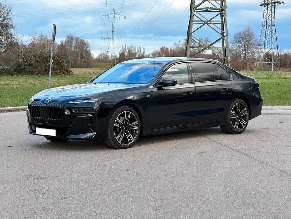Бампер BMW Seria 7 G70 запчастини БМВ 7 Г70 бампер разборка