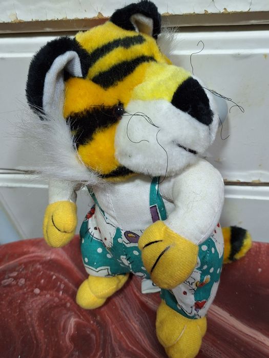 Varios peluches em muito bom estado e lavados