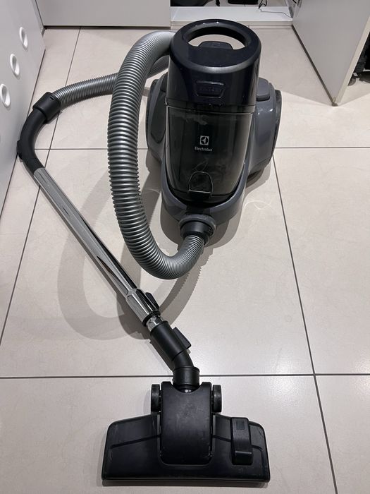Odkurzacz bezworkowy electrolux