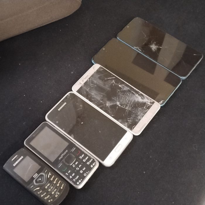 Телефони  ноутбуки