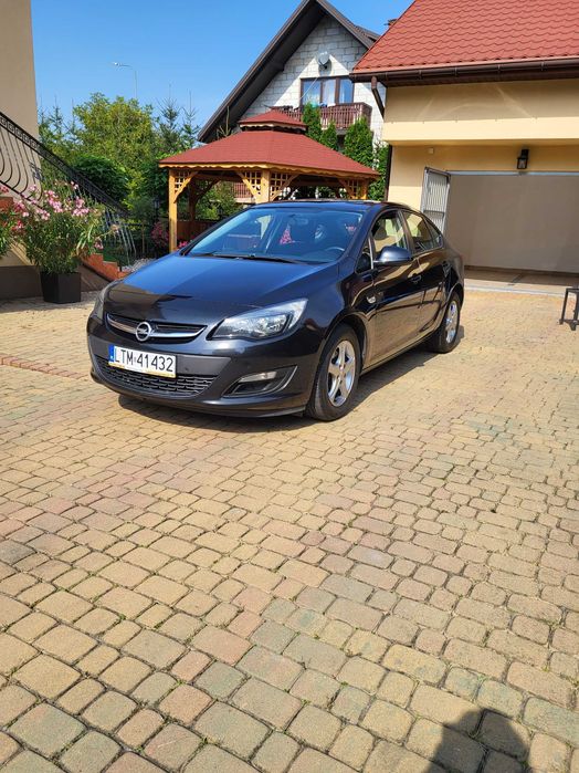 Opel Astra Sedan 2015 1,6 Diesel