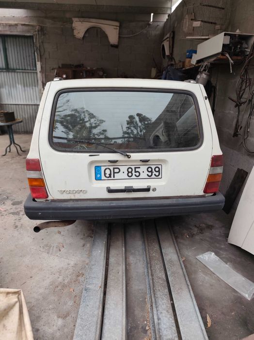 Carrinha Volvo Comercial 2 Lugares 6 cilindros