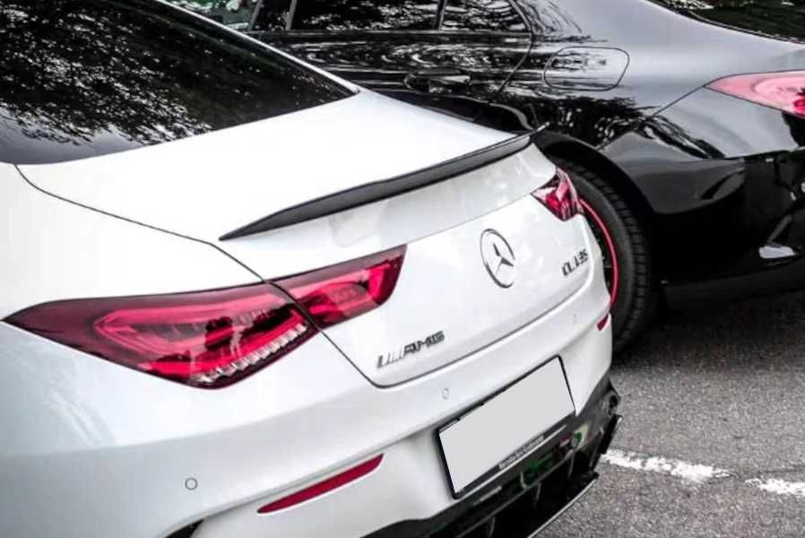 Aileron / lip / spoiler traseiro em preto piano brilhante para Mercedes CLA C118 +2019, LOOK CLA35 / AMG em plástico ABS