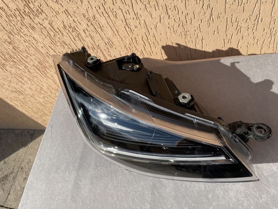Фара Seat Ibiza 5 правая 6F1941008 B 2018 г.в (оригинал)
