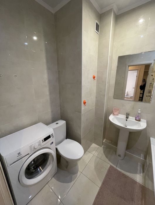 Посуточно квартира Таирова, Киевский , пр-т Небесной сотни, Сити Центр