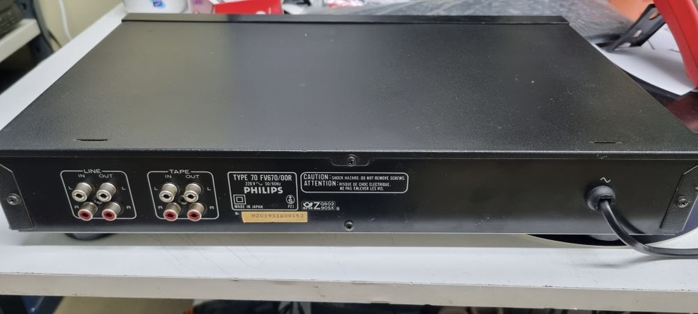 Equalizador Philips EQ670