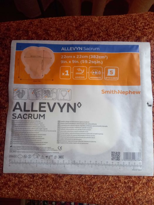 Opatrunek ALLEVYN Sacrum 6 sztuk