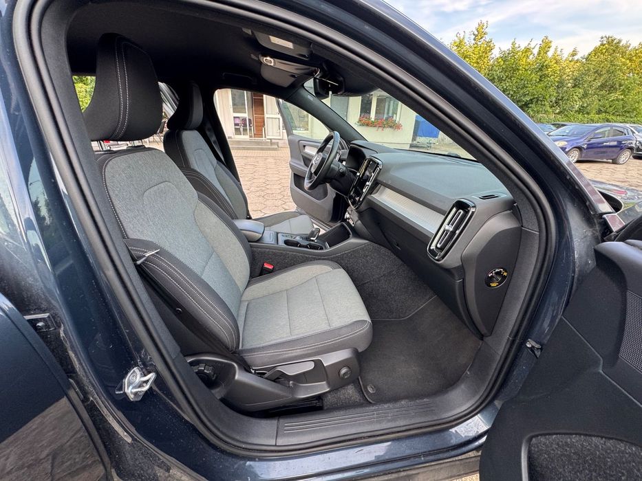 Volvo XC 40 BOGATA WERSJA! 63tys.km kamera automat asystent full led grzane fotele
