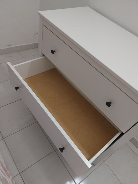 Cómoda Ikea Branca