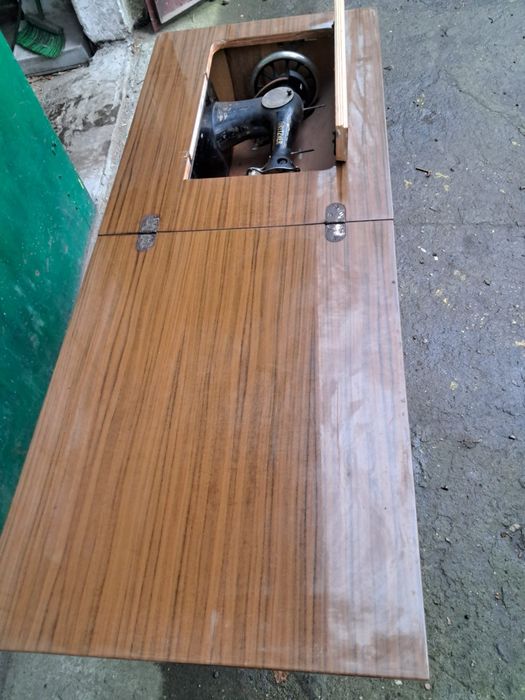 stara maszyna do szycia singer ze stolikiem