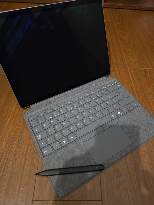 Microsoft Surface Pro 11 Business Intel Ultra 7 + Flex Keyboard + Slim Pen