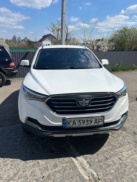 Авто FAW bestune x40