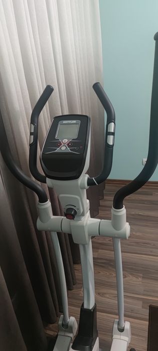 Продам арбітрек(тренажер)