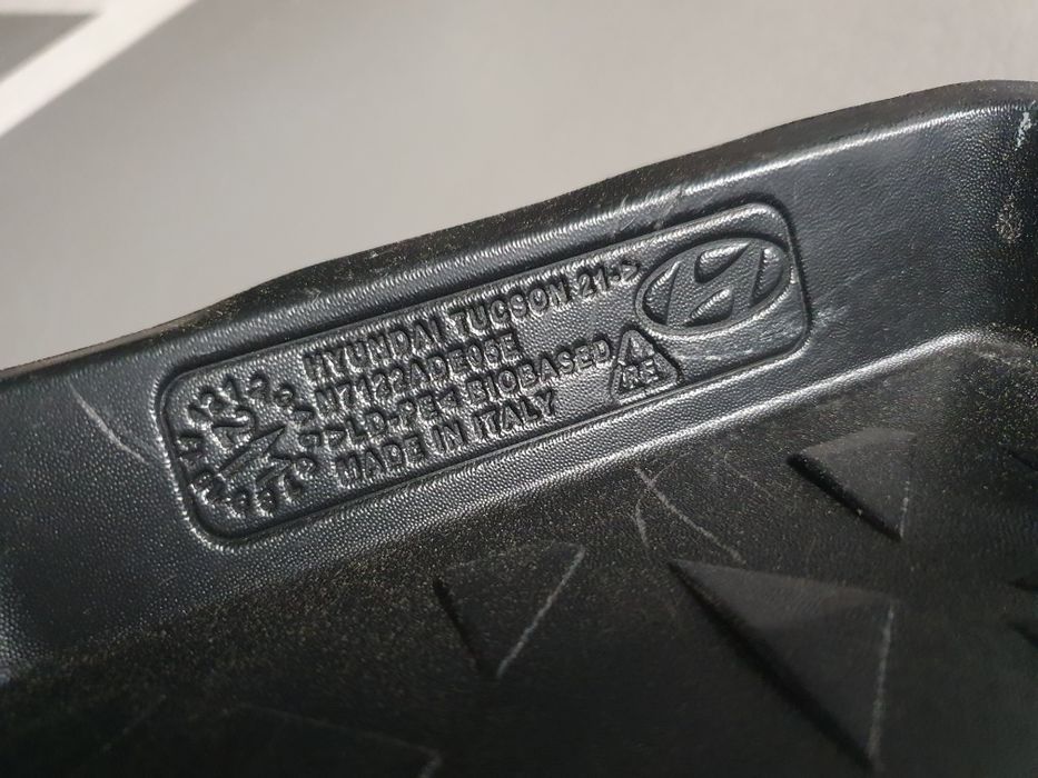 Hyundai Tucson NX4 2021 mata ochronna do bagażnika oryginalna