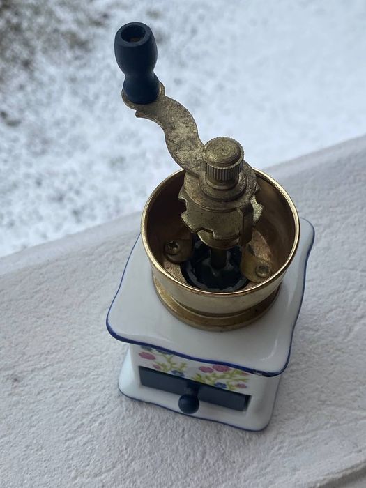 Вінтажна перцемолка