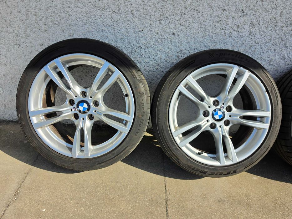Jantes BMW 18" Pack M com Pneus 225.45.18 + 255.40.18