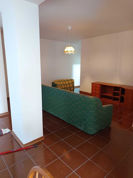Apartamento T1 para arrendar em Gualtar