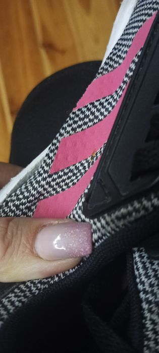 Bardzo lekkie i wygodne buty Adidas Questar Drive. Rozmiar 36 2/3.