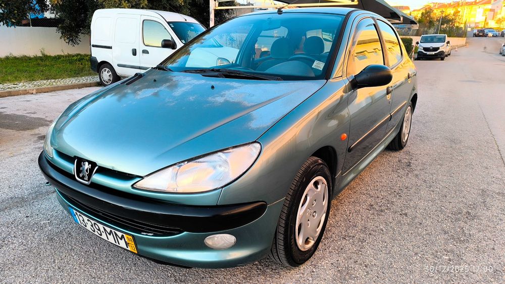 Peugeot 206 1.1 muito bom estado geral