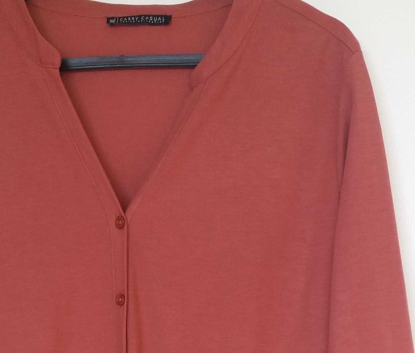 L Rozpinana tunika z dłuższym tyłem Carry Casual