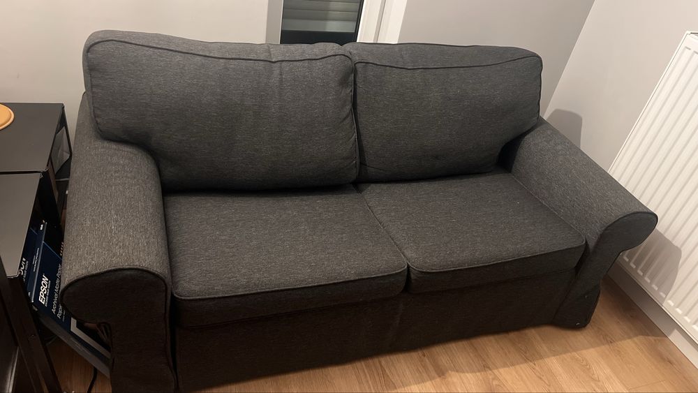 Sofa Ikea rozkladana z pojemnikiem na posciel