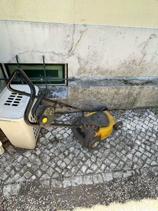 Um corta relvas