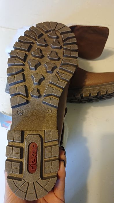 Botas rieker castanhas novas, com etiqueta