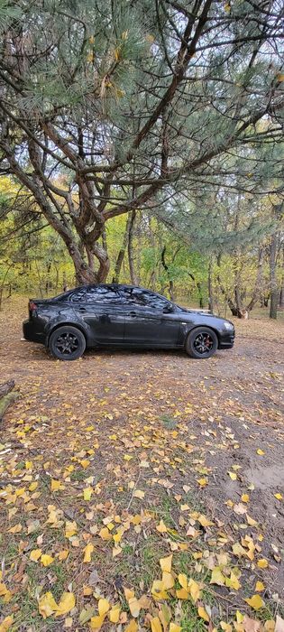 Продам ланцер 10 г/б