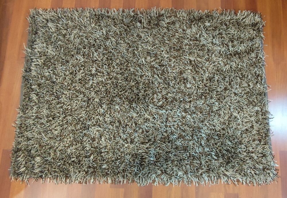 Duas carpetes para sala