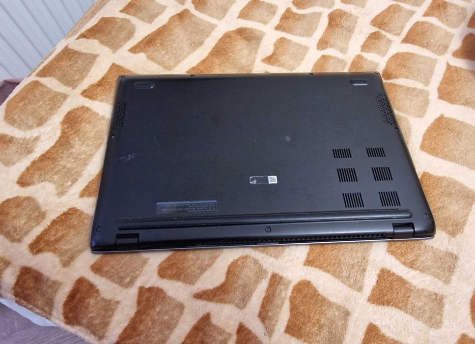 ASUS VivoBook R424D/Full HD/Ryzen™ 3 3200U/256SSD/Radeon 3 RX Vega 2ГБ