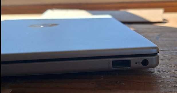 HP Laptop 14-ep0522sa – Full HD IPS – i3-N305 – 8GB RAM – 256GB SSD