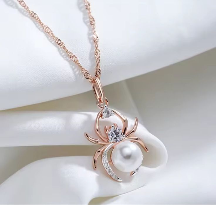 Набір сережки, кулон, ланцюжок з медичного золота