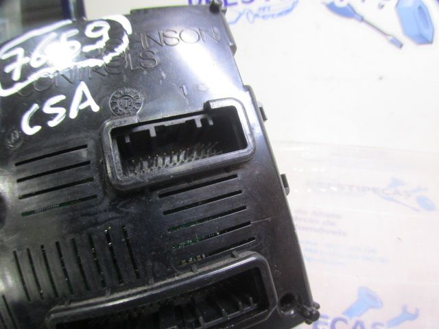 Módulo confort NISSAN NV200 Furgão/Combi (M20)