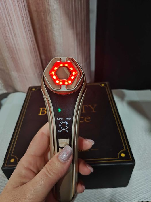 Mini hifu com RF e EMS