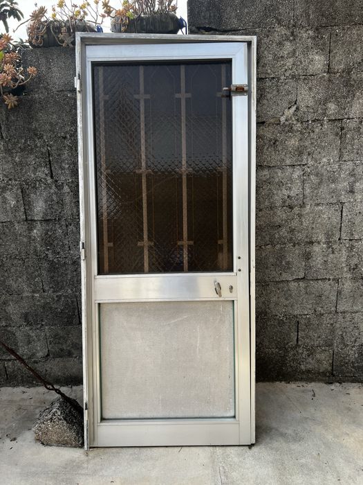 Porta de entarda a venda