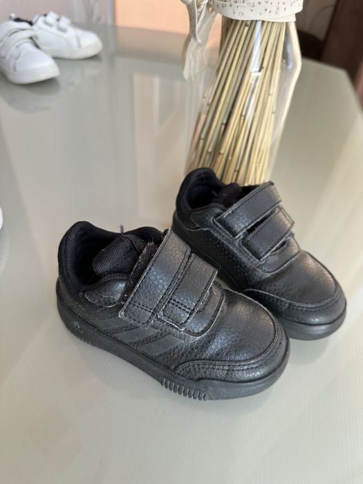 Кросівки nike, adidas