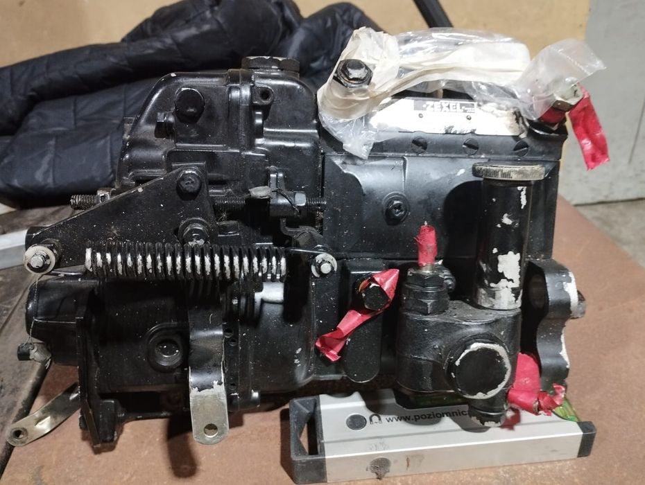 Pompa wtryskowa Yanmar 4TNE98