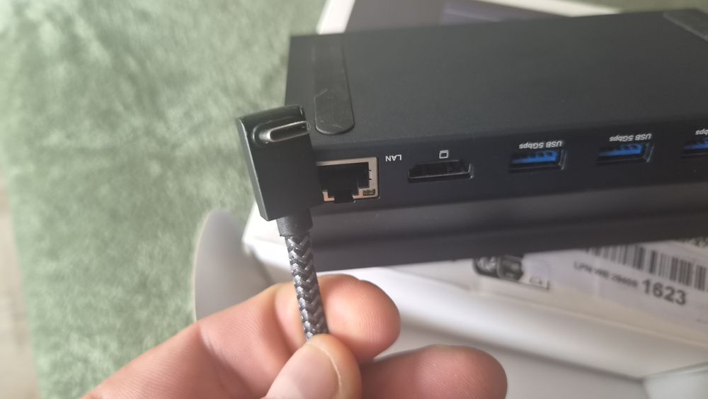 iVANKY 8-w-1 Dock dla ROG Ally