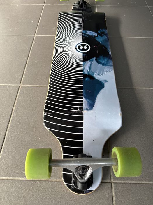 Longboard como nova.
