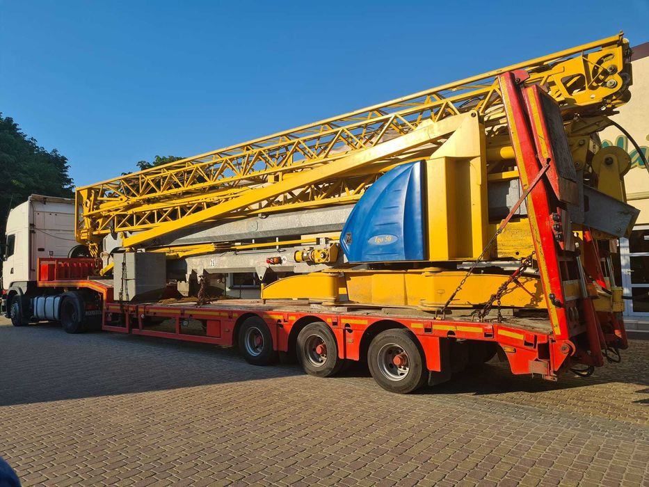 Transport niskopodwoziowy maszyn koparek, melaminy  platforma KOBNEXT